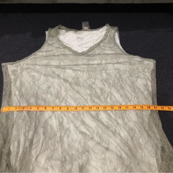 LOGO By Lori Goldstein Green Floral Laced Sleeveless Blouse Size 2X - Picture 9 of 10